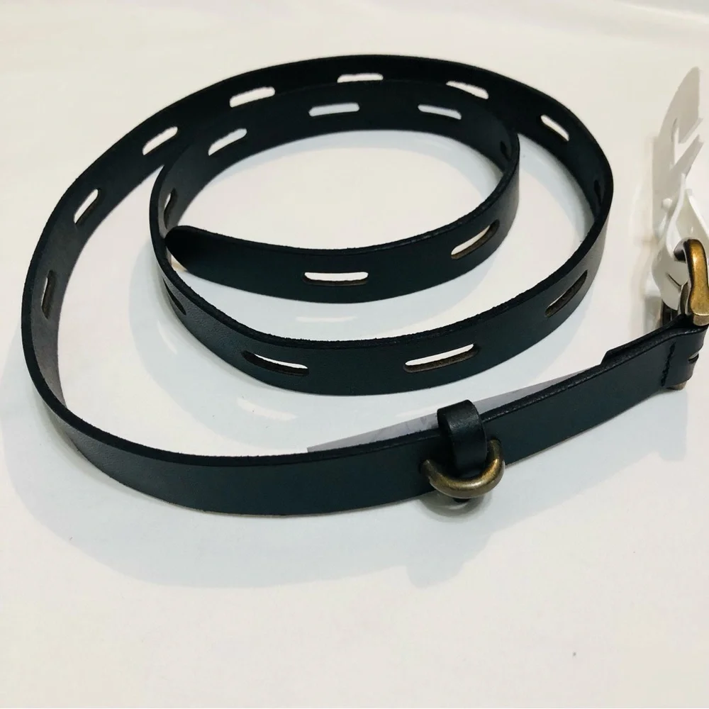 Leather belt for women. Color black. Size 2X ( 48”LX 1” W)